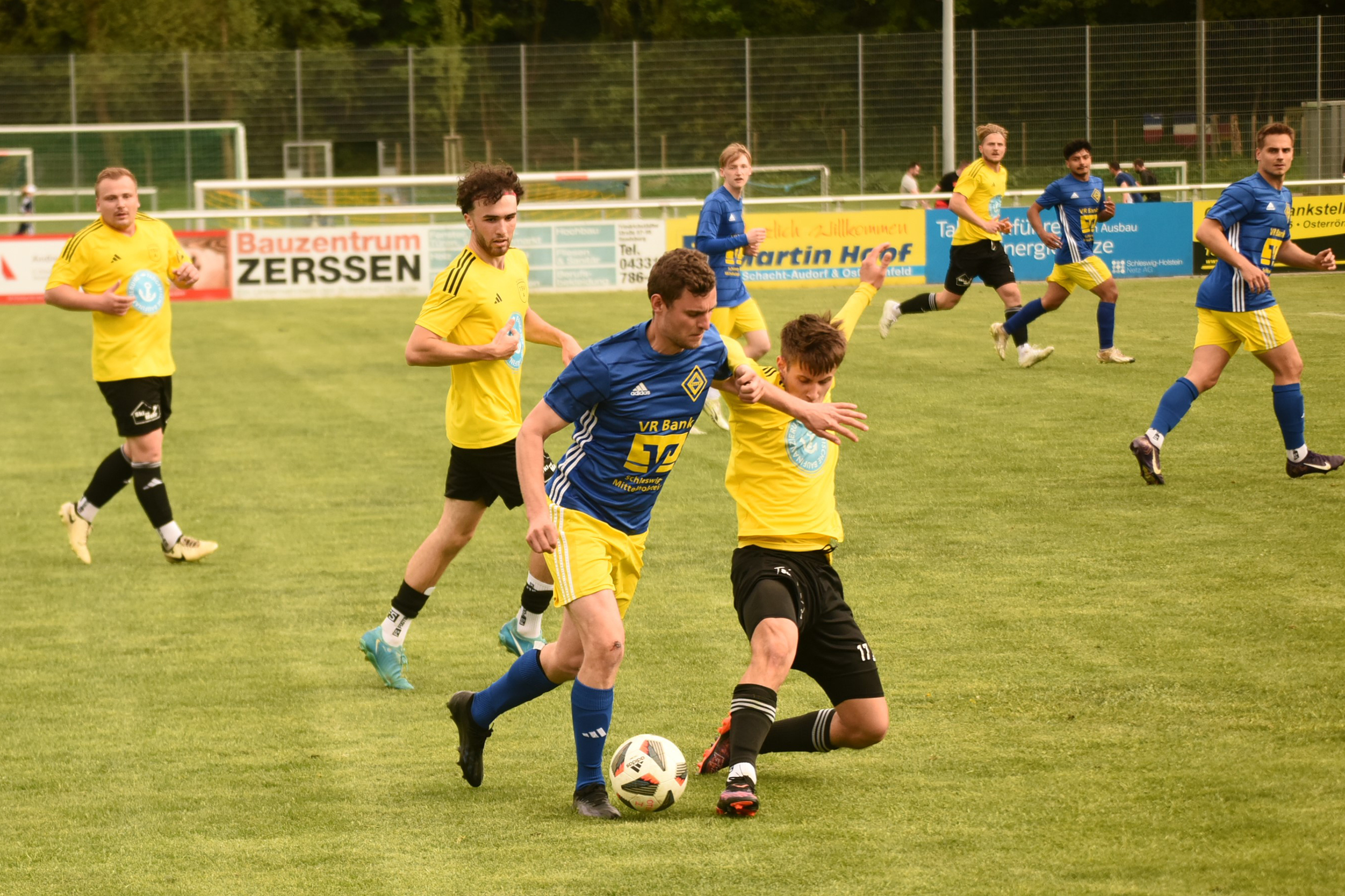 Read more about the article Osterrönfelder TSV dreht Rückstand: Wichtiger Sieg gegen TSV Altenholz