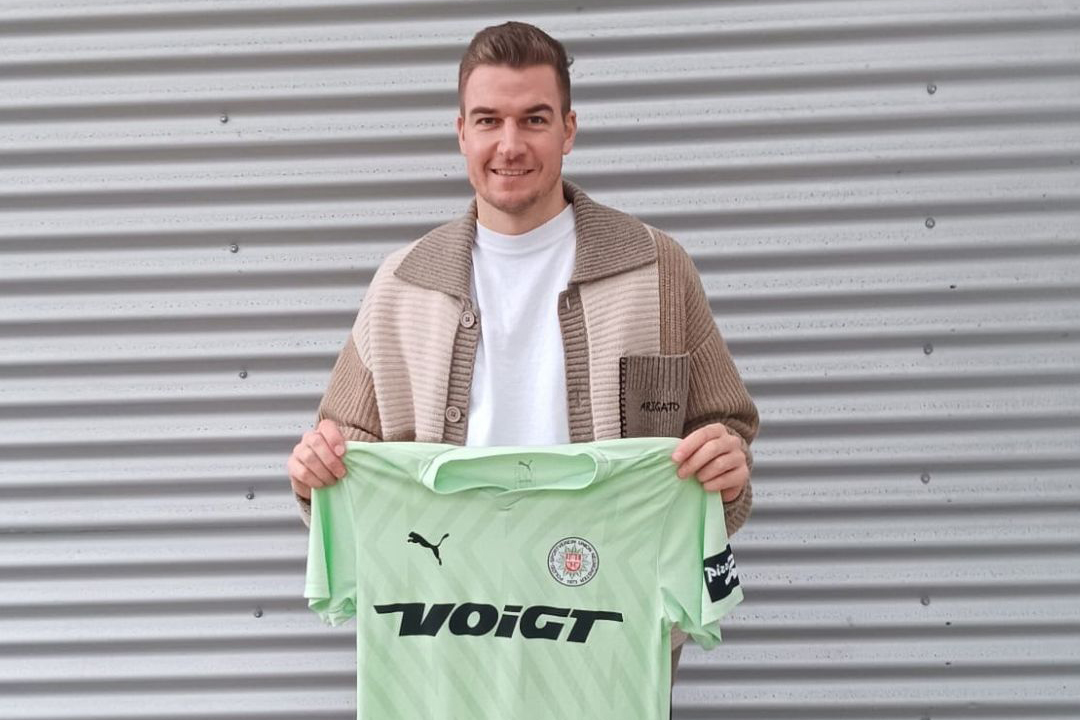 Mehr über den Artikel erfahren PSV Union Neumünster setzt Ausrufezeichen: Ehlert-Brüder verlängern – Ex-Profi Tobias Fölster kommt