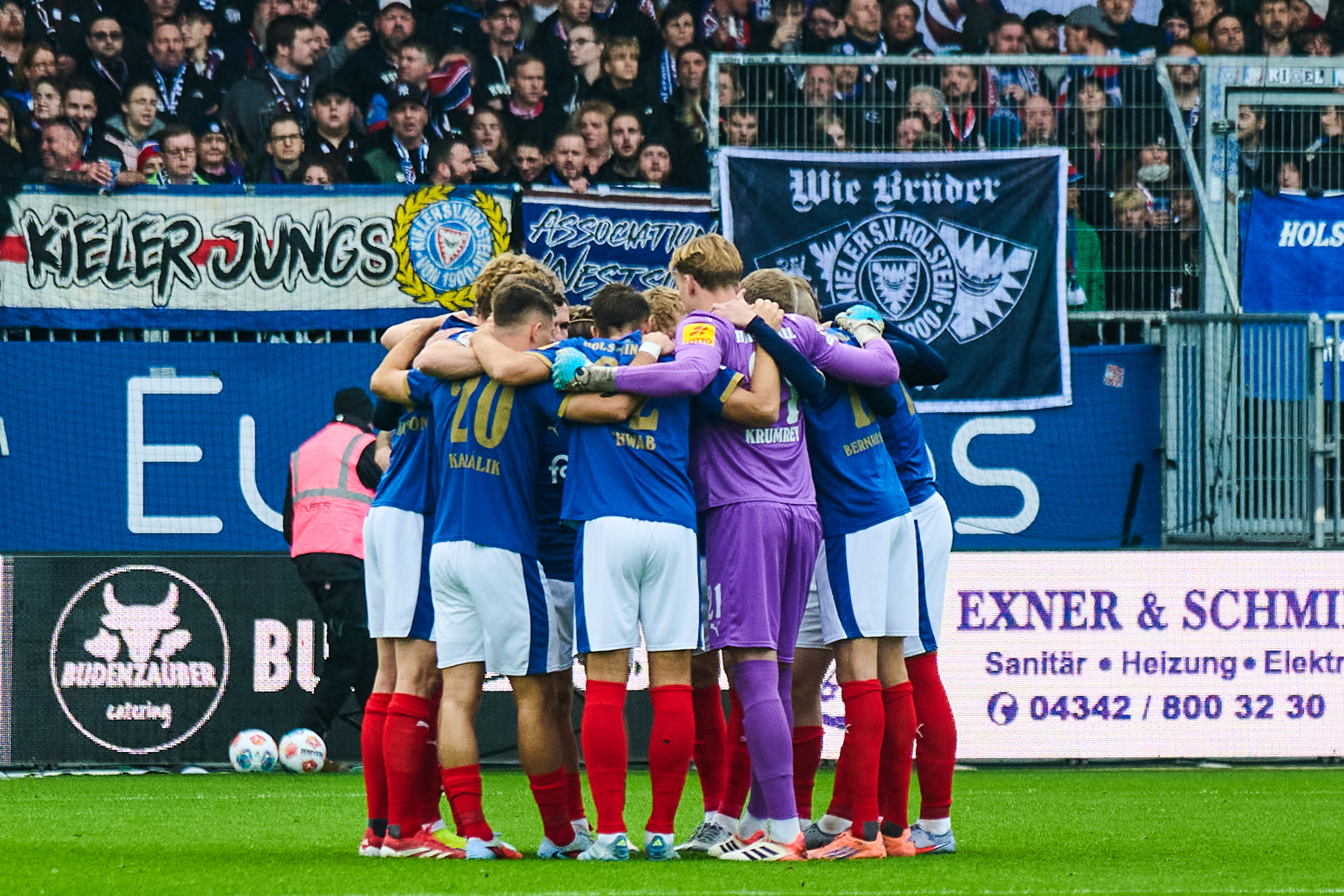 Read more about the article Pokal-Druck in Kiel: Nach Fan-Frust braucht Holstein beim HSV eine Antwort