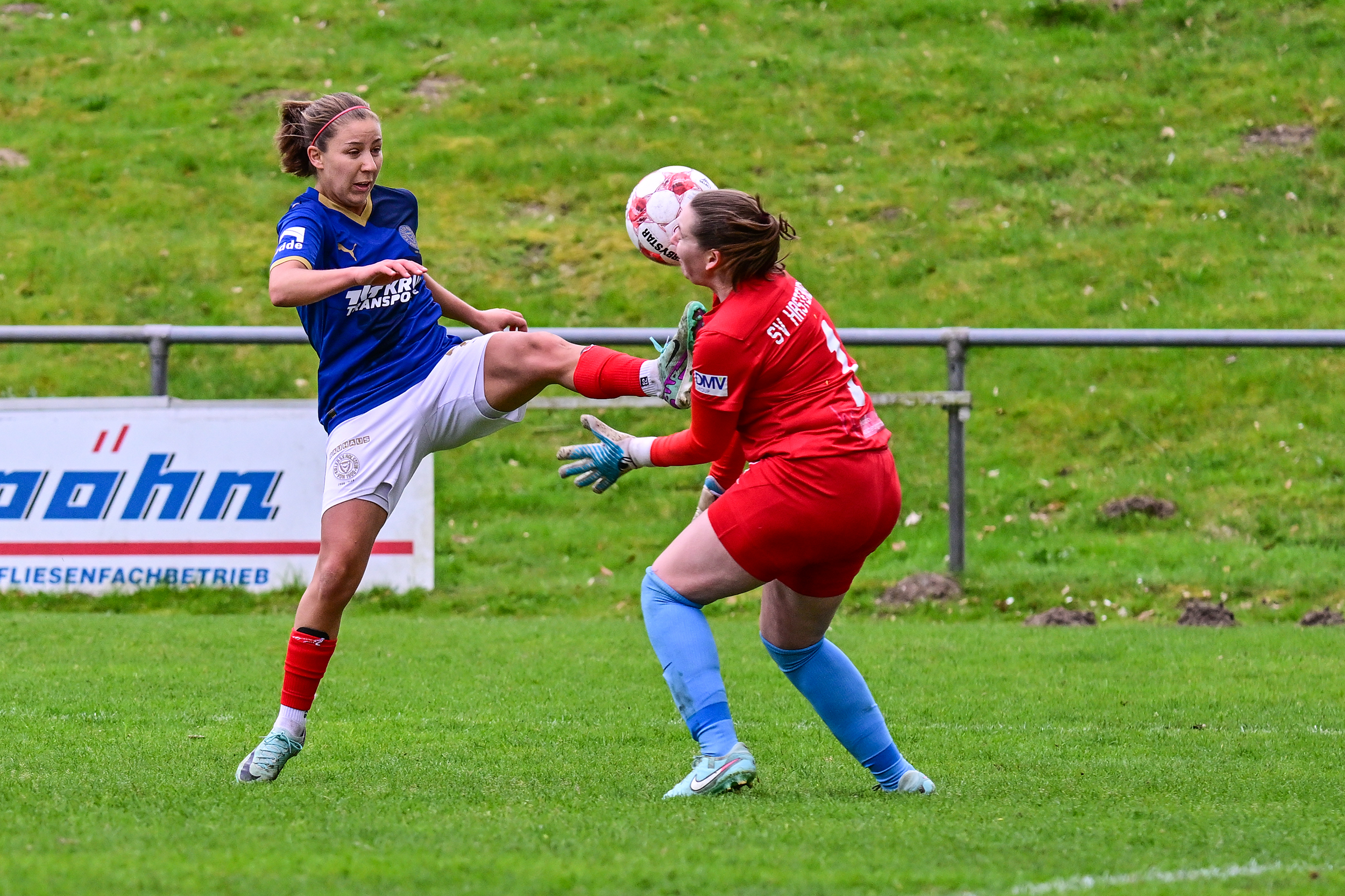 Die Holstein Women siegen auf der Waldwiese mit 2:1