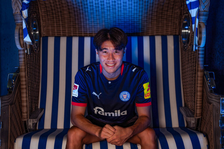 Mehr über den Artikel erfahren Holstein Kiel leiht Taisei Abe aus – Kaufoption für japanischen Mittelfeldspieler