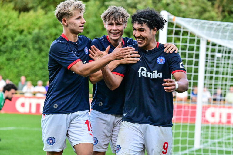 Mehr über den Artikel erfahren Holsteins U23 dreht nach frühem Rückstand auf: Matene und Muqaj zerlegen den Heider SV