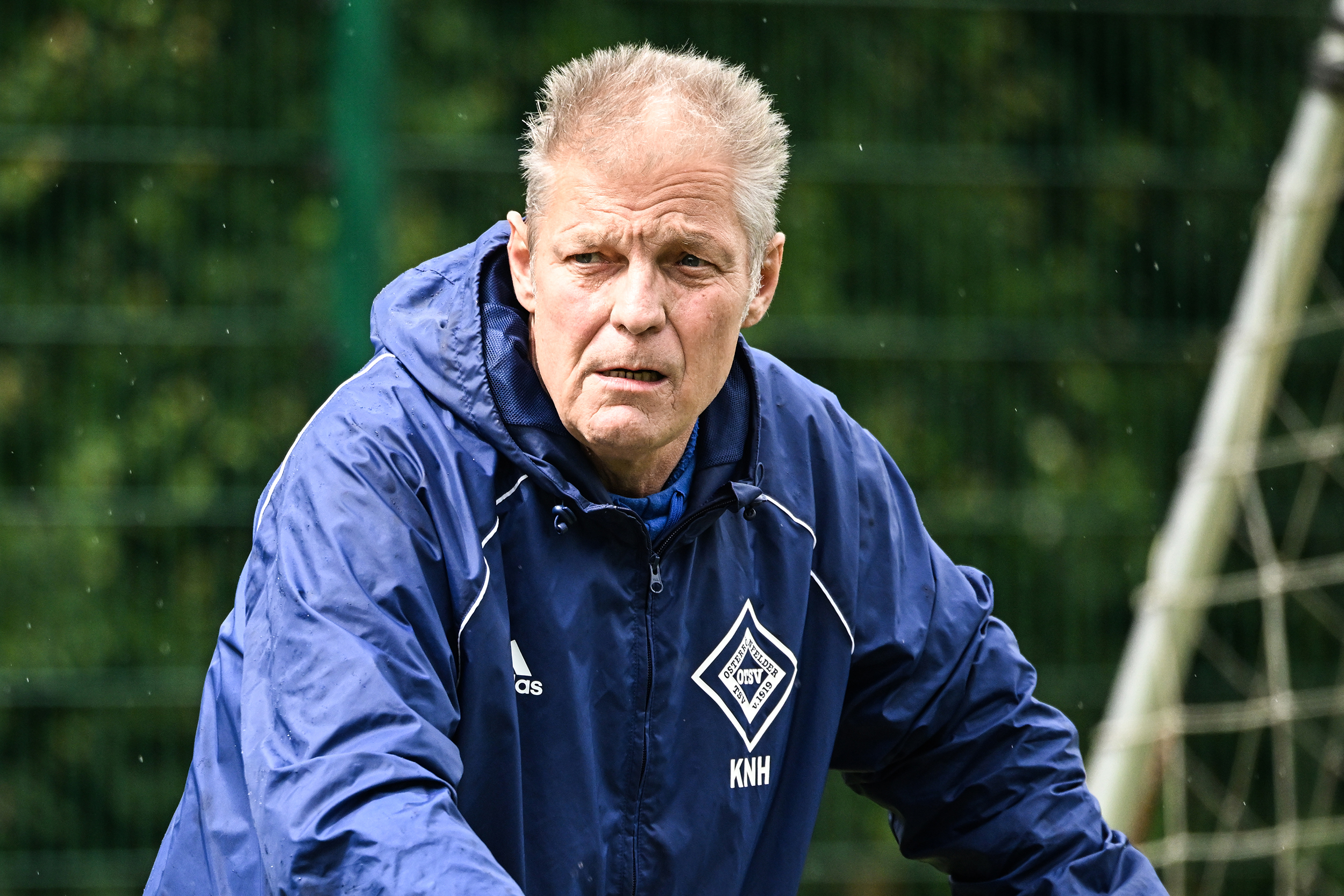 Mehr über den Artikel erfahren Derbyschock am Bahndamm: Osterrönfeld unterliegt Audorf überraschend