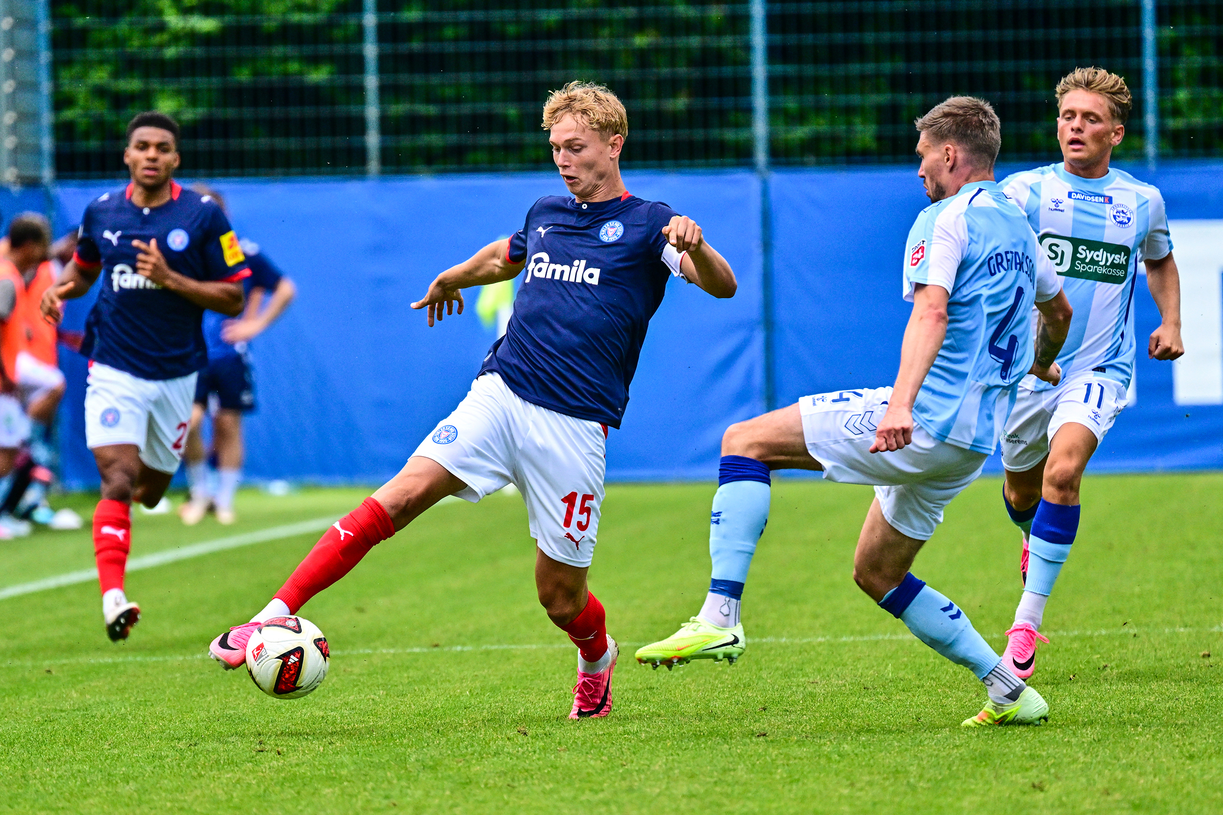 Mehr über den Artikel erfahren „Es war eine riesige Ehre“ – Matchwinner Kasper Davidsen im Interview