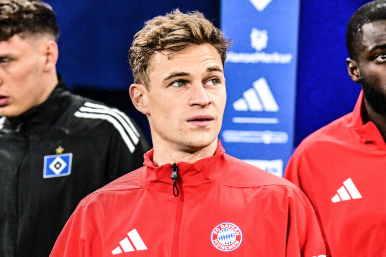 Mehr über den Artikel erfahren Kimmich zwischen Eichhörnchen, Familienalltag und pinken Schuhen: Die kuriosesten WM-Momente der DFB-PK