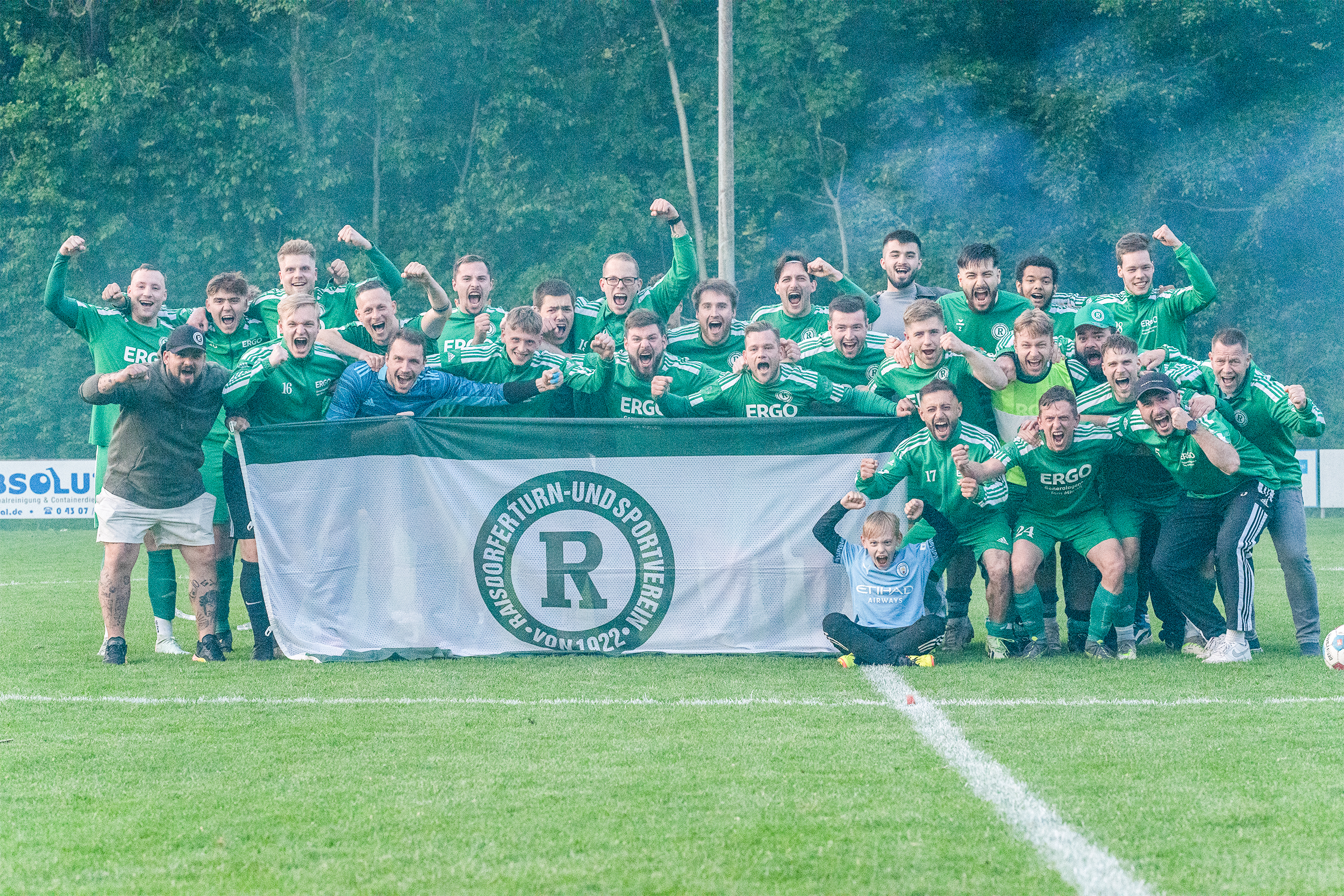 Read more about the article Raisdorfer TSV macht Aufstieg perfekt – 3:1 gegen Rickling sichert Kreisliga-Rückkehr