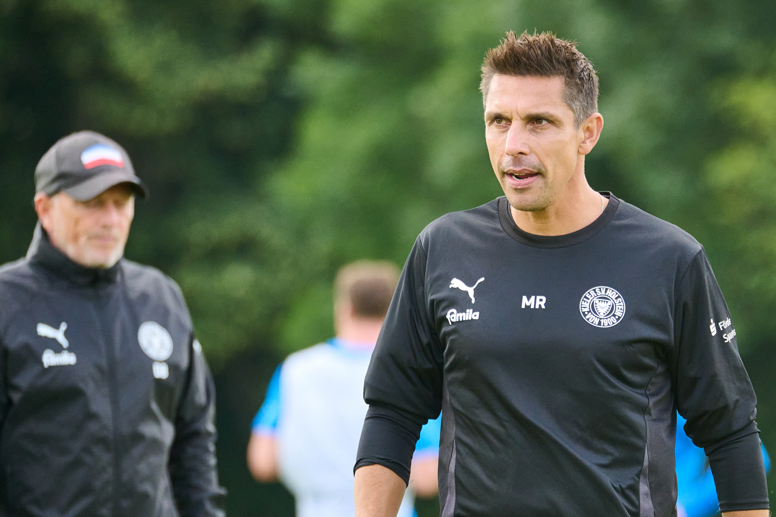 Read more about the article Holstein startet mit breiter Brust – Marcel Rapp vor dem Auftaktspiel gegen Paderborn