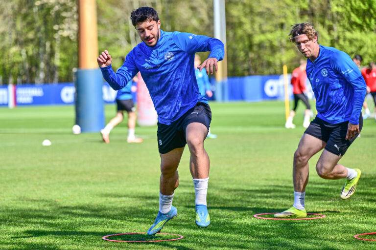 Mehr über den Artikel erfahren Rolle rückwärts bei Holstein Kiel: Tohumcu doch gesperrt