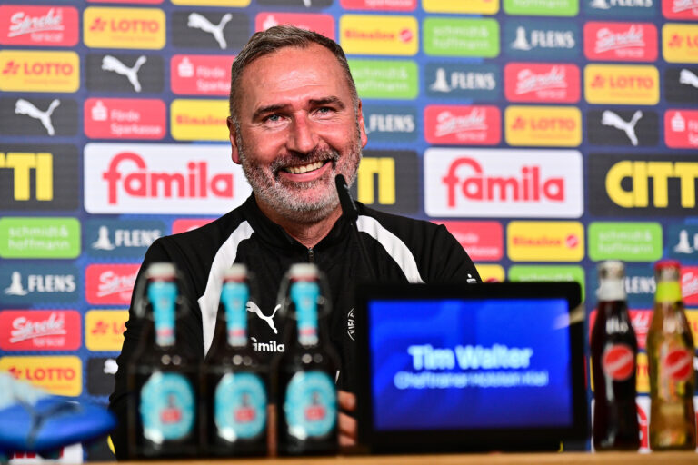 Mehr über den Artikel erfahren Pressekonferenz mit Tim Walter: „Die scheißen sich nicht ein, einen Fehler zu machen“